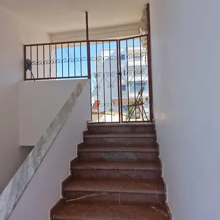 Vila Hazbi Tare * Vlorë