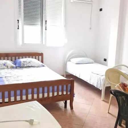 Aparthotel Vila Hazbi Tare