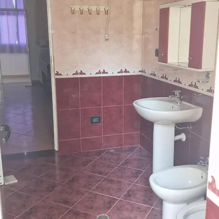 Appart hôtel Vila Hazbi Tare *